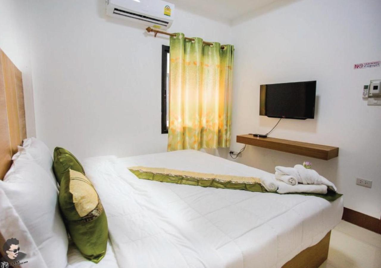 Staychill Resort Утрадит Екстериор снимка